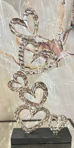 Ornement de cœur en métal avec plusieurs cœurs sur socle en bois la décoration de cadeaux de la boutique Home & Hearts - Product Image 2