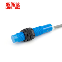 Capteur de proximité capacitif Luoshida PNP/NPN à sortie réglable, sensibilité réglable, IP67, détection de niveau de liquide et de solide sans contact, M12