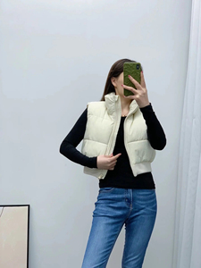 Precio bajo Mujer Venta al por mayor Chaqueta acolchada para mujer Abrigo de manga larga Delgado A prueba de viento Ropa de abrigo informal Ropa de mujer - Product Image 2
