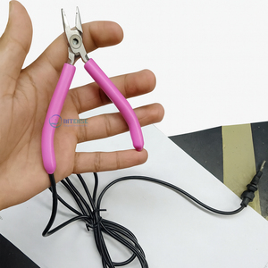 Alicates Profesionales de Acero Inoxidable con Punta Plana para Micro Soldadores de Intense Surgical, para Formar Alambre de Joyería Permanente, Mango Negro - Product Image 1