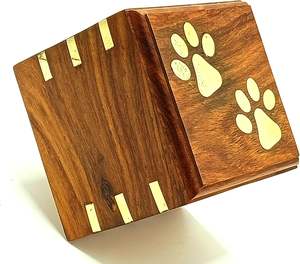 Haute sur demande Nouveau design Urnes en bois pour animaux de compagnie de conception de patte disponibles en grande quantité auprès de l'exportateur et du fabricant indiens - Product Image 5