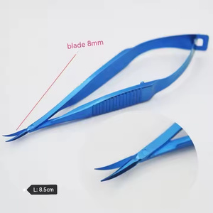 Juego de Instrumentos de Tijeras para Capsulotomía Quirúrgica Oftálmica con Puntas Anguladas, Acero Inoxidable, Manual, Reutilizable - Product Image 2