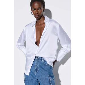 เสื้อเชิ้ตผู้หญิง - Product Image 3