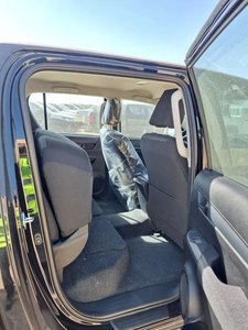 NUOVO 2025 Hilux Nero 2.7L Potenza (150 CV) 4 Cilindri 4X4 2 Assi Alimentazione a Benzina Trazione Integrale Trasmissione Automatica Guida a Sinistra - Product Image 3