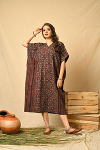 100% algodón indio estilo bohemio Kaftan vestido Ajrakh estampado motivos geométricos borla lavable modesto Casual terroso Midi Kaftan Suelto - Product Image 3