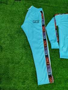 Diseño profesional Etiqueta personalizada 100% Algodón Conjuntos de Jogger de invierno para hombres Moda novedosa Chándales de 2 piezas - Product Image 5