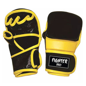 Guantes MMA con correa ajustable Dedo abierto Guantes de combate de cuero PU ligeros para diseño de muñequera DE BOXEO - Product Image 4