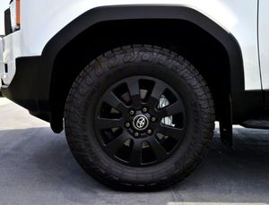 โตโยต้า ปราโด แลนด์ ครุยเซอร์ 250 แอดเวนเจอร์ รุ่นแรก 2.4 ลิตร เทอร์โบ 7 ที่นั่ง เกียร์อัตโนมัติ - Product Image 4