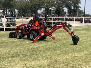 2025 Nouveau Massey Ferguson GC 1725MB 4x4 Mini tracteur agricole/chargeur/pelleteuse Compact 4wd avec roue 2WD de puissance nominale de 24.5hp - Product Image 2
