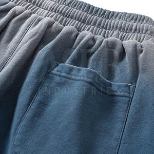 Pantalones cortos desgastados ligeros al por mayor estilo callejero cintura elástica cómoda venta en línea hecha de algodón - Product Image 4