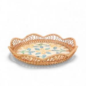 Assiette durable en nacre avec bord en rotin tressé pour la décoration de la maison écologique et le service de table en provenance du Vietnam - Product Image 1