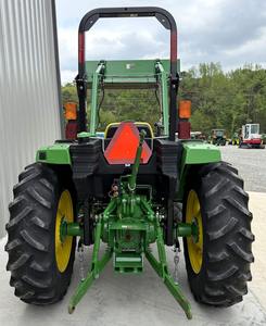 Tracteur John Deere, livraison directe, tracteur agricole John Deere 3038E, compact, moteur diesel 3 cylindres, 31 ch, matériel agricole - Product Image 1