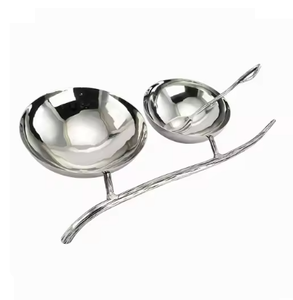 Bols de service en métal sculpté à la feuille de luxe modernes de petite taille pour la décoration d'hôtels et de restaurants de cuisine à domicile - Product Image 6