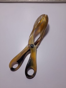 Tijeras de ensalada de cuerno elegantes hechas a mano Experiencia gastronómica única con pinzas de buffet de técnica pulida con estilo artesanal - Product Image 2