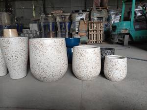 [Leo Nguyen Le] - Pot de fleurs en terrazzo de fibre de verre pour extérieur, jardinières en granit - Pots rectangulaires pour la maison, provenant d'un fournisseur vietnamien - Product Image 6