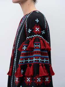 Vestido bohemio de diseño elegante y moderno, vestidos largos para mujer, vestidos bordados ucranianos de manga larga elegantes para mujer a precios a granel - Product Image 4