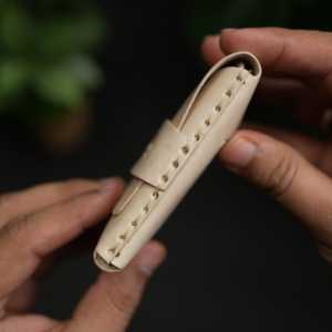 งานฝีมือหนัง WF หมายเลข กระเป๋าใส่บัตรออลอินวัน 101 ใบ ทำมือ หนังแท้ฟอกฝาด ดีไซน์บางเฉียบ ป้องกันการโจรกรรม เปิดปิดง่าย - Product Image 3