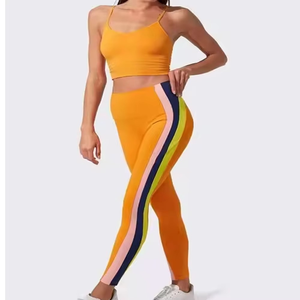 Ensemble de yoga pour femmes au design unique, motif uni, taille élastique, respirant, ensemble 2 pièces avec logo personnalisé, marque privée, haute qualité - Product Image 3