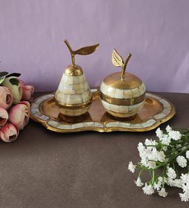 Meilleures ventes Plateau de service en laiton avec poignées faciles à saisir pour cuisine, salle à manger et présentoir disponible à bas prix - Product Image 5