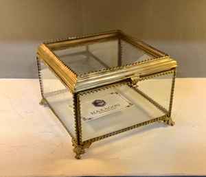 Caja de cristal Cristal transparente y almacenamiento de metal de latón Organizador de joyería y maquillaje cosmético - Product Image 2