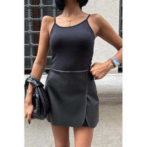 Minifalda de Cuero Satinado 4054 con Tela Brillante - Product Image 5