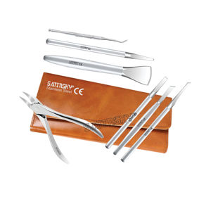 Cortacutículas y Empujador de Cutículas de Alta Calidad, Grado Alemán, Acero Inoxidable de Grado Quirúrgico, Herramienta Compacta y Portátil para Uñas, Estuche de Cuero - Product Image 4