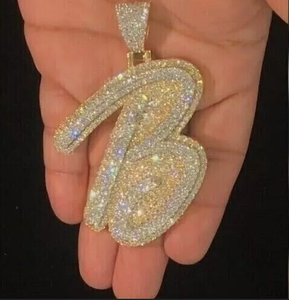 Colgante Infantil con Inicial B, Corte Redondo de 3 Quilates, Chapado en Plata, para el Hinduismo - Product Image 3