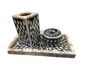 Bandeja grande de resina hecha a mano con diseño de madera natural perfecta para exhibición de plantas y decoración de mesa de India - Product Image 6