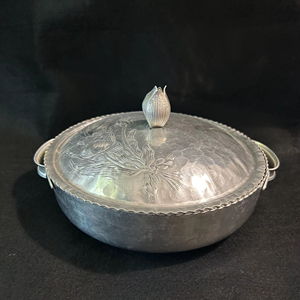 High Quality Silver Finished Floral Engraved Metal Casserole Ideal <b>For</b> Wedding Buffet Catering And Event <b>Food</b> Display From India - Product Image 1