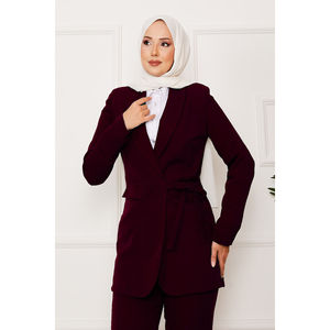 Traje de Chaqueta Borgoña con Lazo Lateral para Oficina, Estilo Formal para Damas con Decoración de Botones - Product Image 2