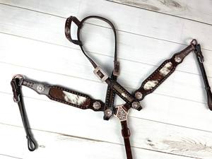 Cabecera y coraza de caballo de cuero occidental con hermosos Conchos y hebillas - Product Image 2