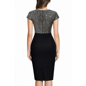 Vestido midi de crepé importado con cuello cruzado y manga corta para mujer, con detalles brillantes, 37288 - Gris - Product Image 4