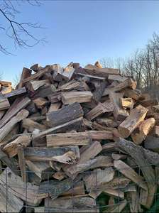 Bûches de bois de chauffage en chêne européen de qualité supérieure, séchées au four, 20 kg, pour poêles à bois, foyers, braseros, prêtes à brûler à 100% - Product Image 3