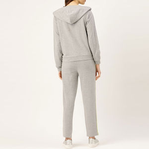 Ropa Deportiva de Invierno para Mujer, Color Sólido, Transpirable y Ecológica, Hecha en Pakistán para Adultos - Product Image 3