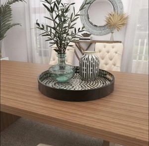 Plateau rond fait main en MDF et nacre, plateau de service décoratif avec incrustation florale bleue de luxe avec poignées - Product Image 4