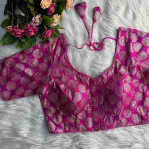 Fancy Premium Quality Exclusive Stylish Modern Exclusive Dola Silk With Zari Weaving Blusa para la venta - Product Image 2