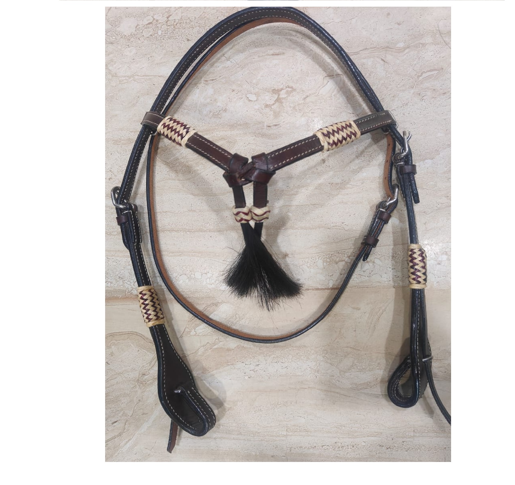 สีน้ำตาล