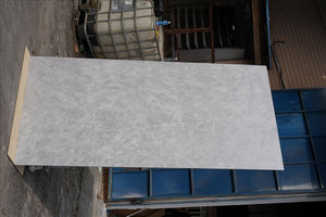 Panneau mural intérieur décoratif moderne imperméable doré, finition lumière du jour, pour mur d'accentuation, comptoir de bar et espace commercial - Product Image 4