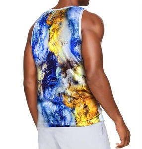 Vêtements de sport unis en polyester Débardeur pour homme avec logo personnalisé imprimé par sublimation - Product Image 3