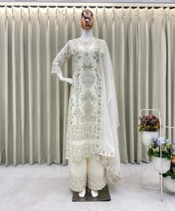 Costume Salwarkameez traditionnel cousu prêt à l'emploi pour femmes 3 pièces en coton Anarkali haut bas Dupatta - Product Image 4
