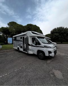 Compre Hot Mobile Motorhomes Camper Trailer Off Road Travel Trailer Caravan Mobile Home Motorhome Precio bajo. - Product Image 4