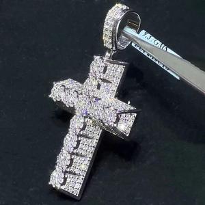 Collier Pendentif Croix Moissanite en Argent 925 Personnalisé Style Hip Hop Glacé Baguette Diamant Testeur Accessoire Hip Hop Unique - Product Image 2