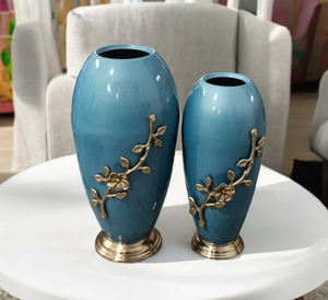 Vintage Style Aluminum Flower <b>Vase</b> New Designed <b>Set</b> of <b>3</b> Handicraft Metal Flower <b>Vase</b> From Indian Manufacturer. - Product Image 4