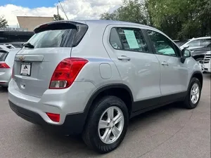 Chevrolet Trax LS 2017 - Product Image 2