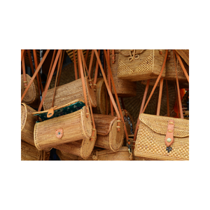 Bolsa de ratán premium: elegancia artesanal para cada ocasión - Product Image 4