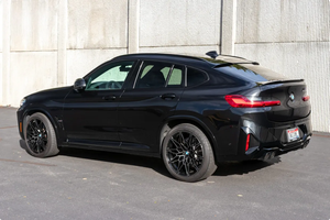 LISTO PARA CONDUCIR - USADO, VOLANTE A LA IZQUIERDA |   CONDUCCIÓN DERECHA |   2023 B M W X4 M COMPETITIONNSS - Product Image 5