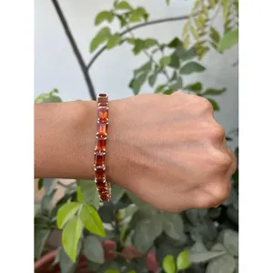 สร้อยข้อมือเทนนิสเงินแท้ 925 ประดับซิทริน เครื่องประดับที่หรูหราและมีสไตล์ - Product Image 2
