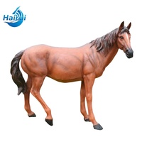 Sculpture de cheval grandeur nature en fibre de verre pour jardin et parc, à vendre