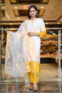 Ropa Étnica Moderna, Salwar Kameez Elegante, Ropa Étnica para Mujer, Conjuntos de Kurti con Diseño Casual y Elegante, Venta al Por Mayor - Product Image 5