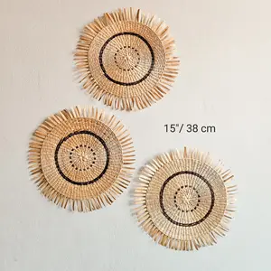 Eye Catching Round Seagrass Wall Decor Boho Wall Hanging Decoration Variety of Shapes OEM Rattan Wall Decor from Vietnam